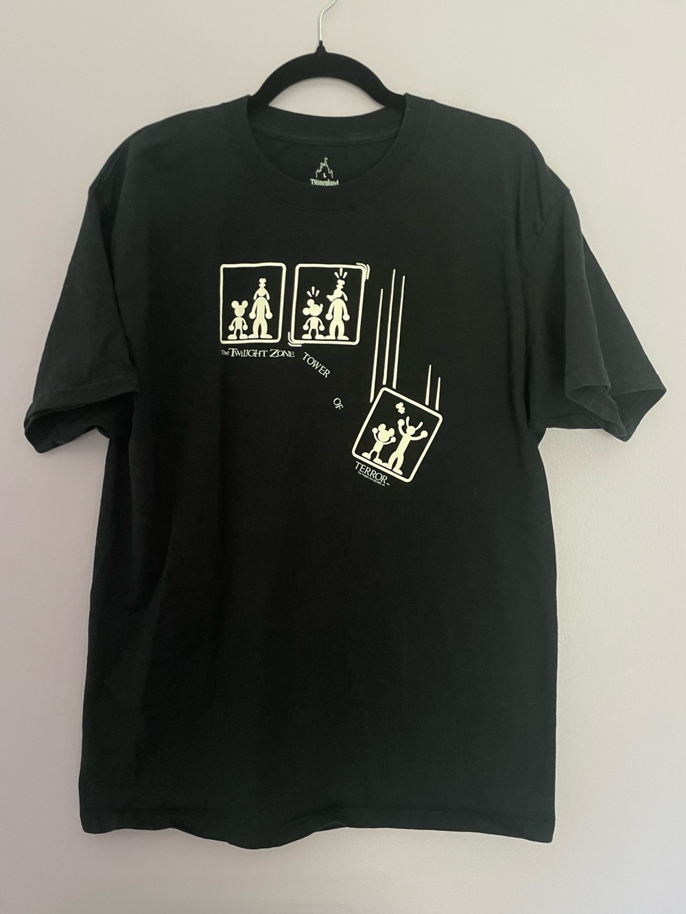 Disneyland Tower of Terror T-Shirt in Black size Large Collectible Hanes